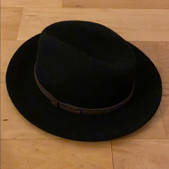 Black wool hat - Picture 3 of 5